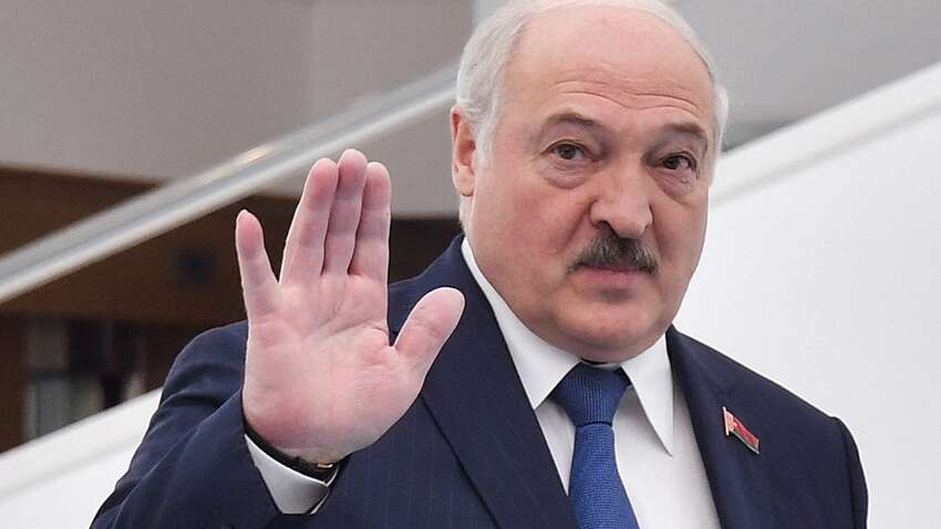 Зірковий час Лукашенка: що замислив проти Путіна