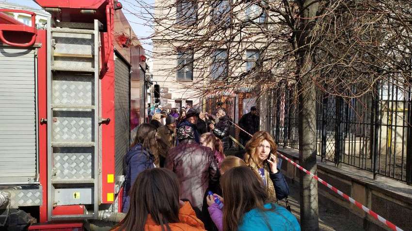 Масове мінування: в декількох синагогах України шукають бомби