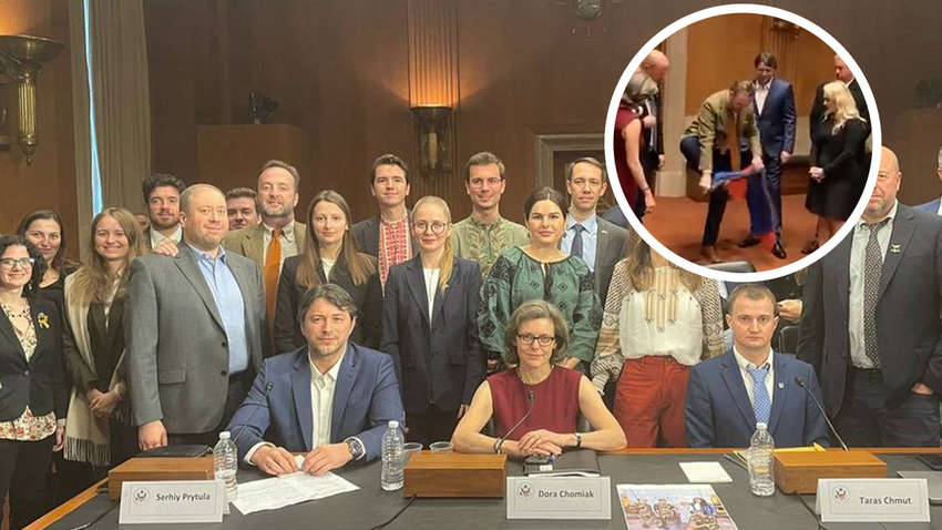 Цим прапором чудово начищати взуття. Конгресмени США витерли ноги об прапор ДНР (ВІДЕО) Цим прапором чудово начищати взуття. Конгресмени США витерли ноги об прапор ДНР (ВІДЕО)