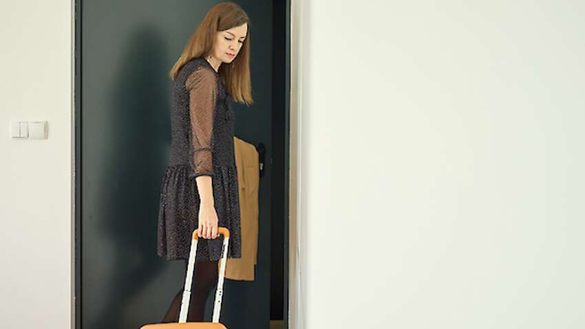 Украинцы массово уезжают из одной страны ЕС: посол озвучила новые цифры