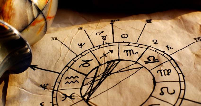 Гороскоп на 25 серпня: на кого чекає успіх в кар'єрі