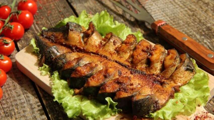 Эта скумбрия в виде елки с соевым соусом и кунжутом собрала миллионы просмотров – и ваши гости будут в восторге Эта скумбрия в виде елки с соевым соусом и кунжутом собрала миллионы просмотров – и ваши гости будут в восторге