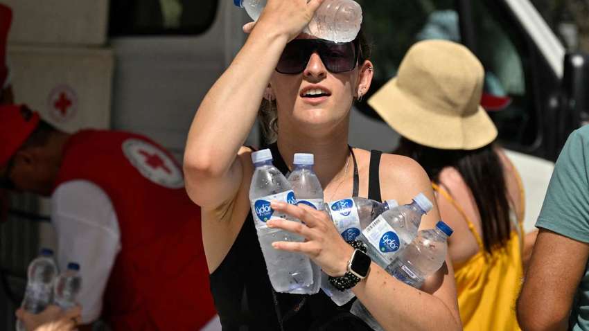 Грецію атакувала сильна спека: нові температурні рекорди Грецію атакувала сильна спека: нові температурні рекорди