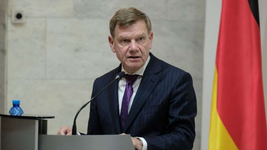 Такого ще не було ніколи: у МЗС Німеччини зробили інтригуючу заяву щодо переговорів по Україні Такого ще не було ніколи: у МЗС Німеччини зробили інтригуючу заяву щодо переговорів по Україні