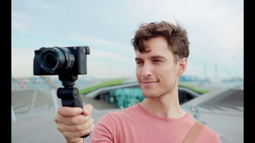 Компанія Sony представила новий тримач для камери