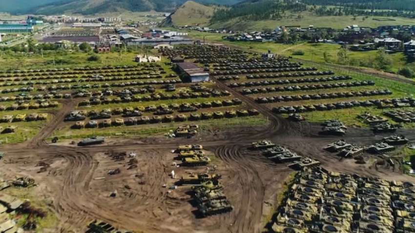 Генерал-лейтенант назвав місце з великою кількістю російської бронетехніки