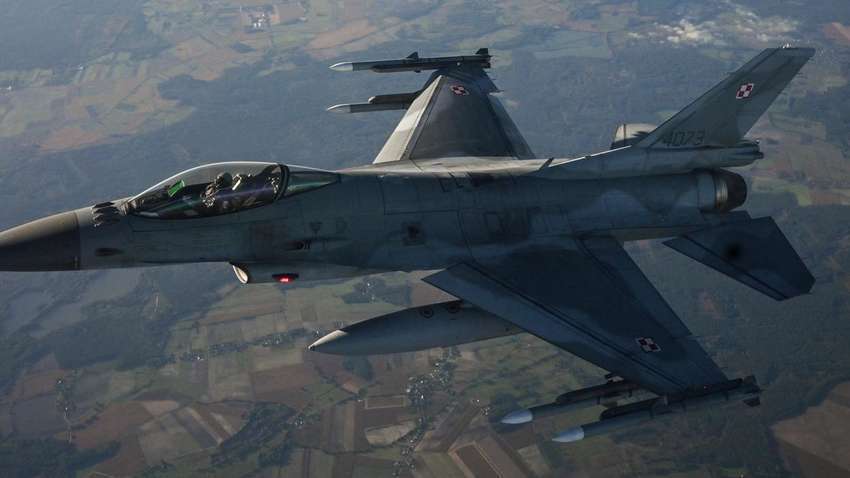 Неожиданный поворот: кто скрыто тормозит обучение пилотов на F-16: СМИ раскрыли детали  Неожиданный поворот: кто скрыто тормозит обучение пилотов на F-16: СМИ раскрыли детали