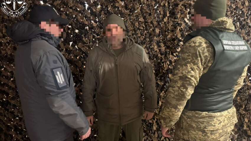 «Боевые» для тыла и деньги для «мертвых душ»: в военной части в Запорожье разоблачили схему на 11,6 млн грн