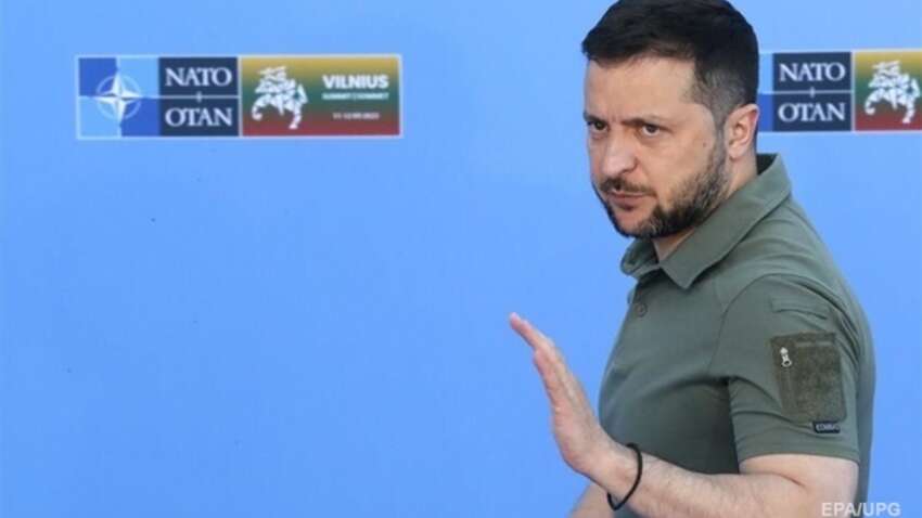 Начало года со скандалом: кто в ЕС "набросился" на Зеленского, назвав его окружение «хунтой» Начало года со скандалом: кто в ЕС "набросился" на Зеленского, назвав его окружение «хунтой»