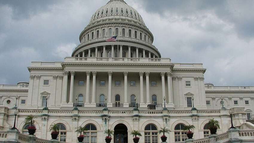 Покарання Путіна на паузі: у Сенаті США вразили планами щодо РФ Покарання Путіна на паузі: у Сенаті США вразили планами щодо РФ