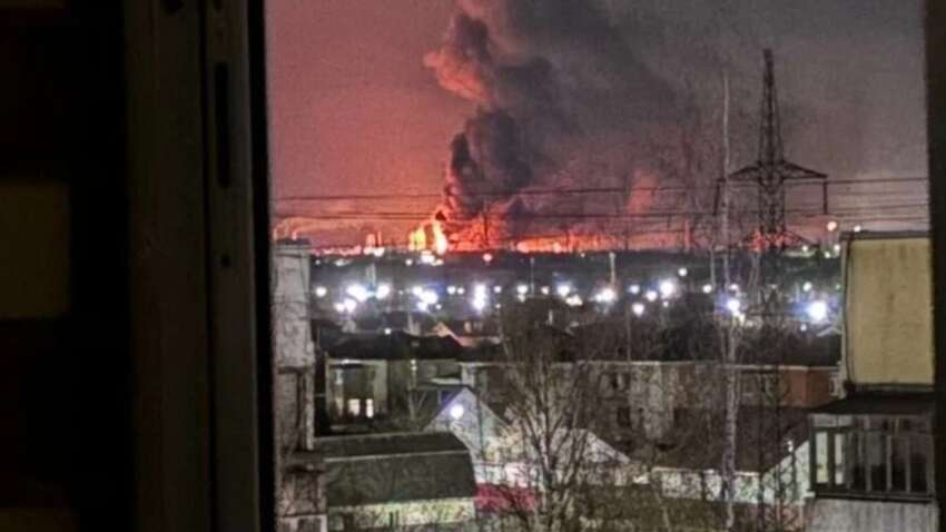 Мощные взрывы в России: дроны атаковали самый большой НПЗ севера РФ