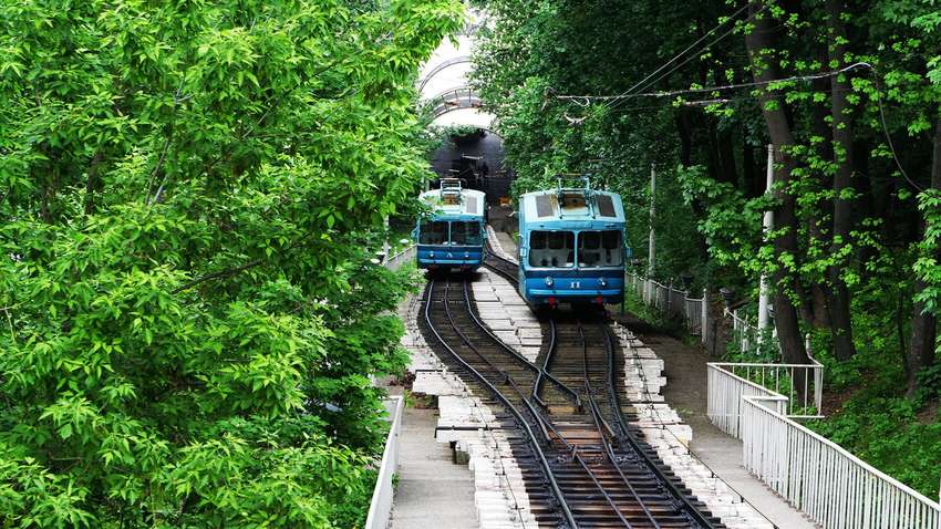 В Киеве на месяц закрыли фуникулер, стало известно почему 