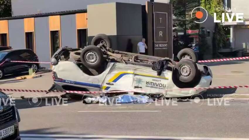 У Києві в автотрощі загинув поліцейський: що сталося У Києві в автотрощі загинув поліцейський: що сталося