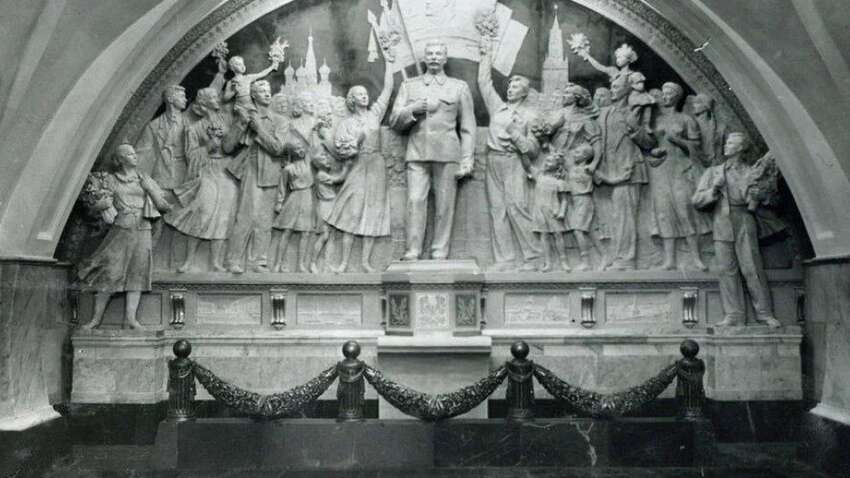 Между украинцами и русскими пропасть: социологи указали на важный нюанс Между украинцами и русскими пропасть: социологи указали на важный нюанс