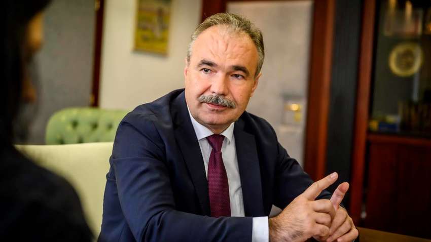 Венгрия запретила импорт 25 продуктов из Украины