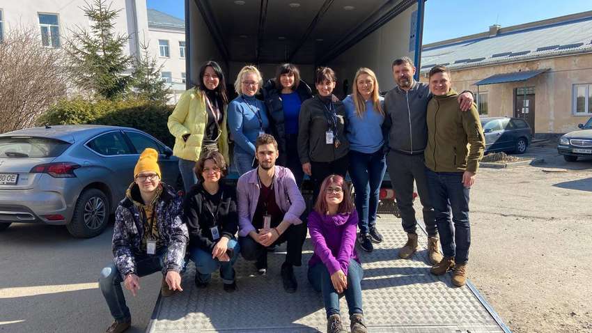 Гуманітарний "УДАР": як волонтери та політичні діячі об'єдналися задля допомоги українцям Гуманітарний "УДАР": як волонтери та політичні діячі об'єдналися задля допомоги українцям