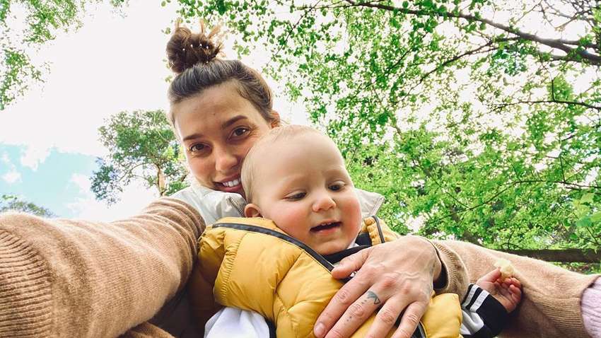 "Новый семейный скандал Регины Тодоренко": поклонники раскритиковали метод телеведущей по воспитанию сына