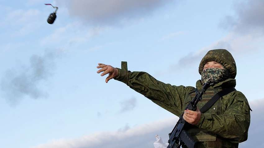 У Зеленского назвали новую причину, почему оккупанты атакуют на Авдеевском направление