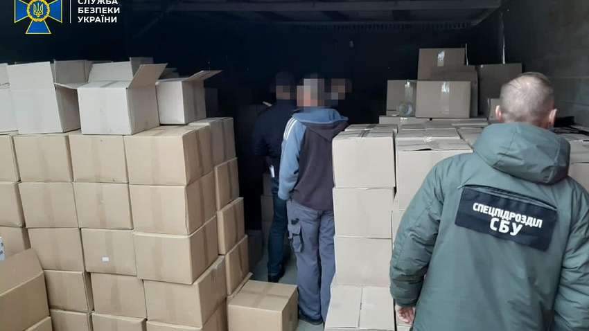 СБУ викрила збут контрафактної алкогольної продукції на мільйони гривень