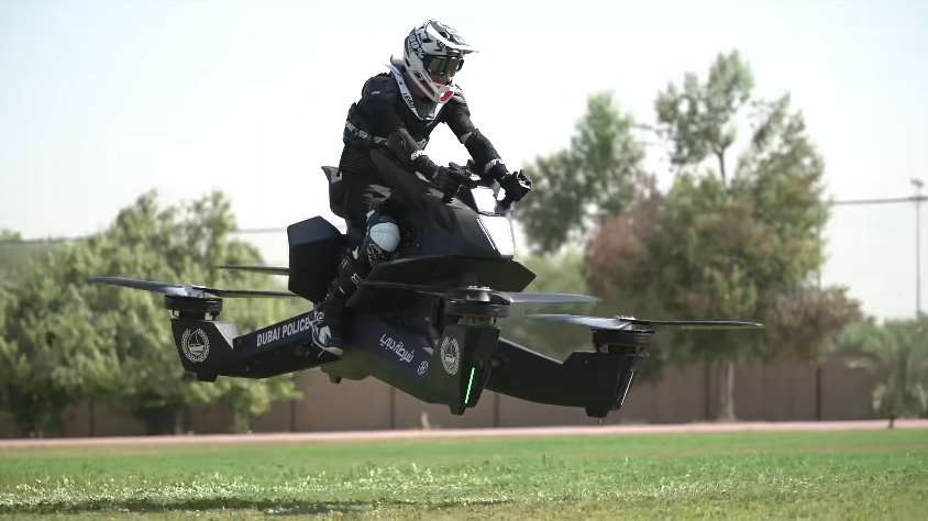 Шведская компания создала летающий электроскутер: полеты на устройстве станут доступны каждому