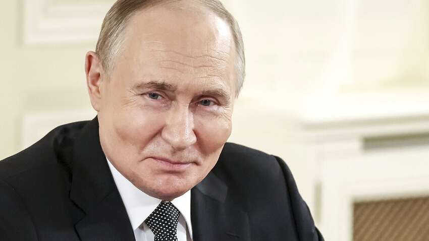 Путін привселюдно знущається з Трампа: президента США може зірватися вже сьогодні Путін привселюдно знущається з Трампа: президента США може зірватися вже сьогодні