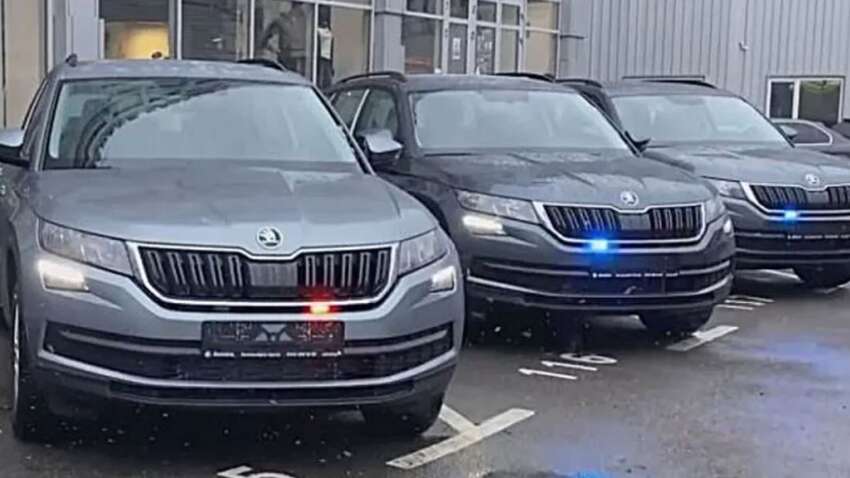 Видео с «секретным» авто в Киеве взбудоражило сеть: правда ли, что «Фантомы» уже появились на дорогах Видео с «секретным» авто в Киеве взбудоражило сеть: правда ли, что «Фантомы» уже появились на дорогах