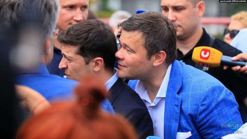 Богдан рассказал, что он регулярно нашептывает Зеленскому на ушко