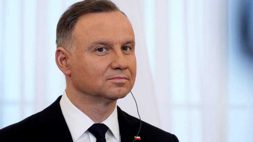 Президент Польщі заявив, що йому шкода російських солдатів Президент Польщі заявив, що йому шкода російських солдатів