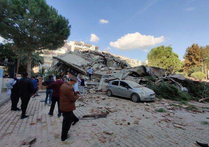 Землетрус у Туреччині: кількість загиблих вже більше 100