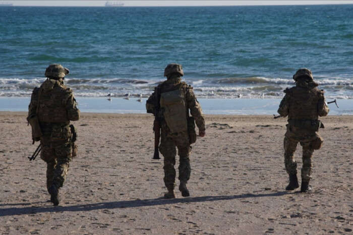 Российский десант против иконы и молитвы: как в Одесской области вызвали бурю (ВИДЕО) Российский десант против иконы и молитвы: как в Одесской области вызвали бурю (ВИДЕО)