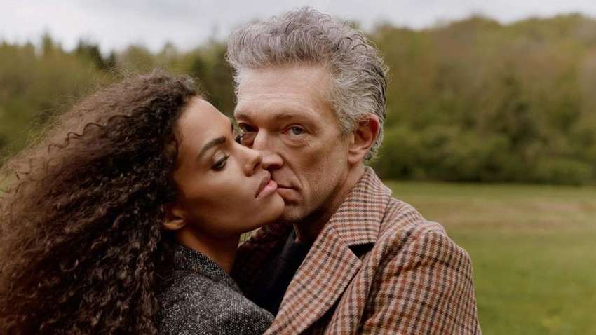 Тина Кунаки и Венсан Кассель снялись в новой кампании The Kooples