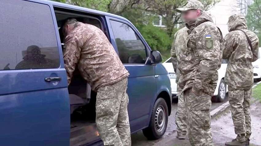 Скандал з примусовою мобілізацією в Одесі: як відреагували цивільні та військові шокує