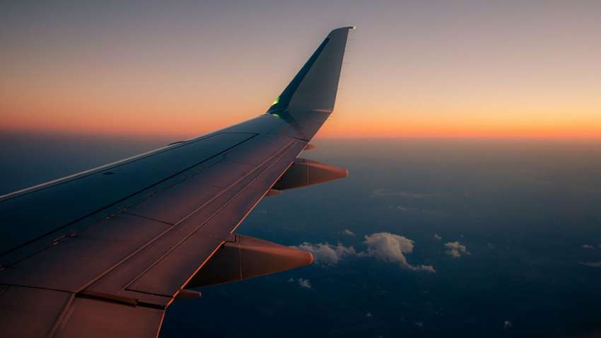 Собирались биться: в Польше украинцы устроили дебош прямо на борту самолета Собирались биться: в Польше украинцы устроили дебош прямо на борту самолета