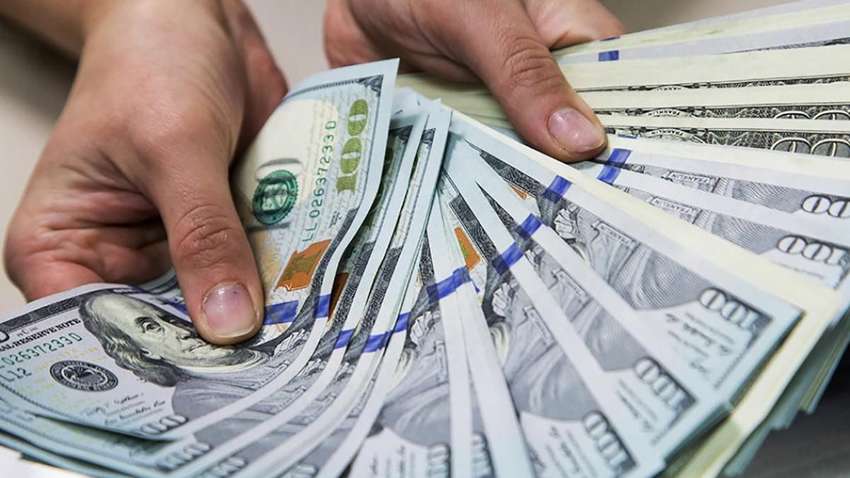 Зарплата украинцев превысила довоенный уровень: средний показатель в долларах Зарплата украинцев превысила довоенный уровень: средний показатель в долларах