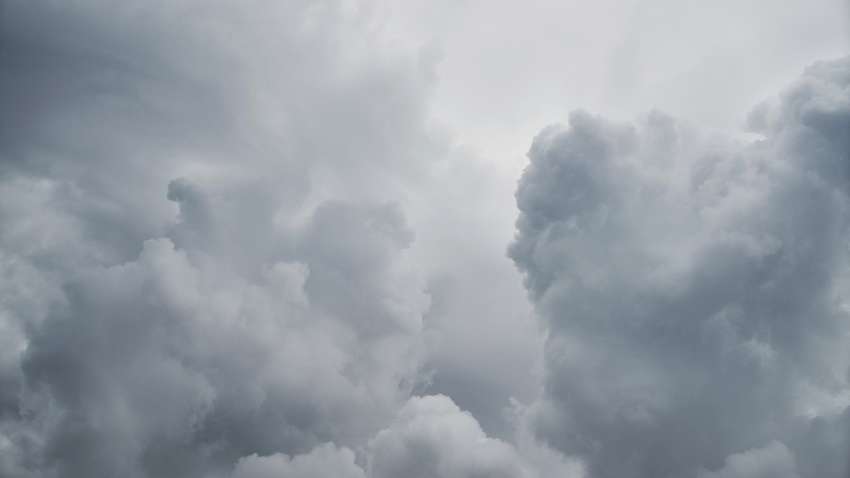 Повені та сильний вітер: у Німеччині розбушувався потужний ураган (ВІДЕО) Повені та сильний вітер: у Німеччині розбушувався потужний ураган (ВІДЕО)