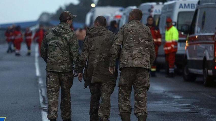 Морили голодом и пытали: новые подробности о состоянии освобожденных защитников "Азовстали" Морили голодом и пытали: новые подробности о состоянии освобожденных защитников "Азовстали"