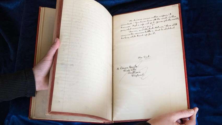 Аукционный дом Sotheby's продает уникальную рукопись стоимостью до 1,2 миллиона долларов: кто автор