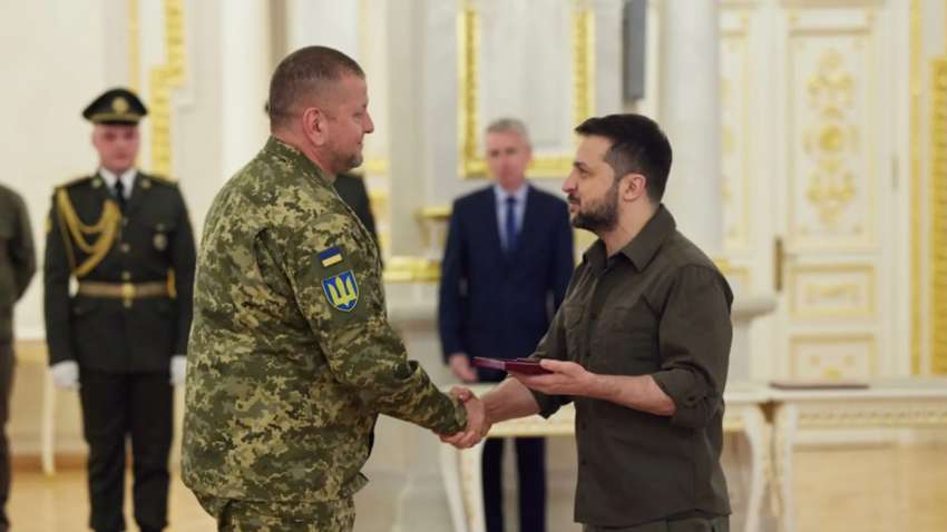 Экс-глава МИД объяснил, почему власти пора дать украинцам и союзникам объяснение по Залужному Экс-глава МИД объяснил, почему власти пора дать украинцам и союзникам объяснение по Залужному