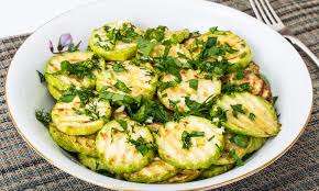 Три ідеальні рецепти смажених кабачків для вашого літнього столу Три ідеальні рецепти смажених кабачків для вашого літнього столу