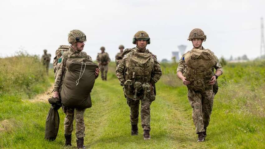 У Раді натякнули, що війська союзників з’являться в Україні не після війни, а вже зараз: деталі