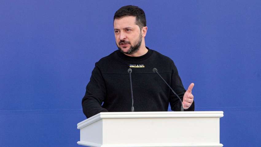 Стало известно, какие статьи РФ "шьет" Зеленскому: зачем объявили в розыск