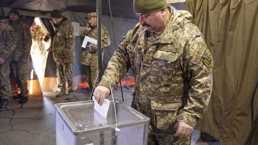 Загроза для держави чи необхідність: що в ЗСУ думають про вибори 