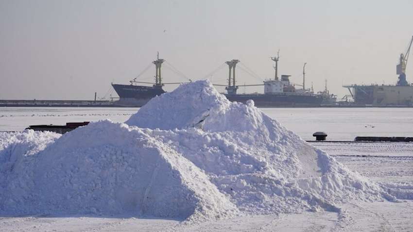 Азовское море накроет ураганный шторм: двухметровые волны и метели