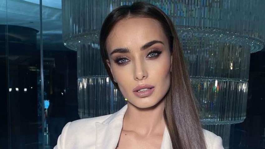 Поклонники заподозрили Мишину в беременности: "Попалась русалочка" Поклонники заподозрили Мишину в беременности: "Попалась русалочка"