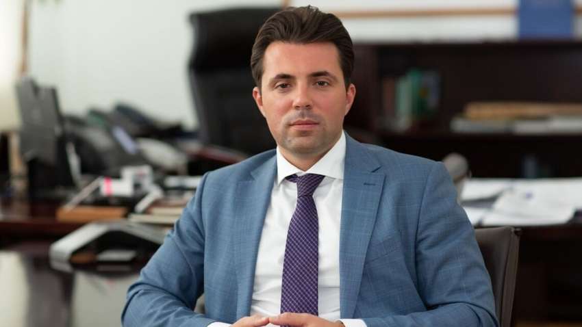 На ставке было принято важное кадровое решение: кого заставляют «добровольно» уйти