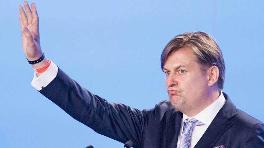 Лидер немецких ультраправых: был бы россиянином голосовал бы за Путина Лидер немецких ультраправых: был бы россиянином голосовал бы за Путина