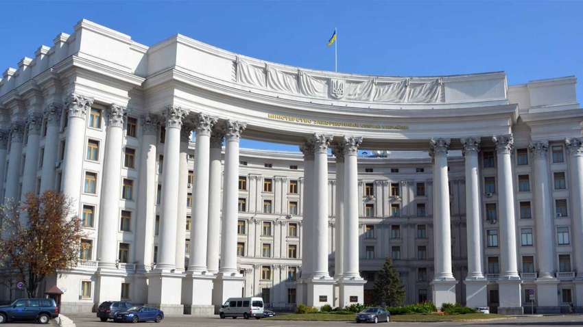 Указ Путіна юридично нікчемний: Україна відповіла РФ на заборону українцям володіти землею в Криму