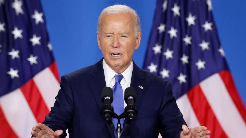Байден заявив про своє рішення після підтвердження у нього COVID-19
