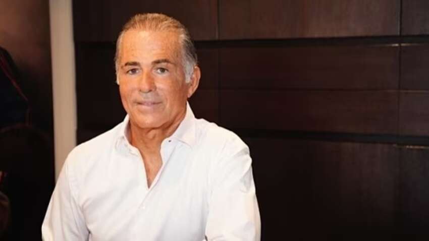 Миллиардер хотел увеличить пенис, но что-то пошло не так Миллиардер хотел увеличить пенис, но что-то пошло не так