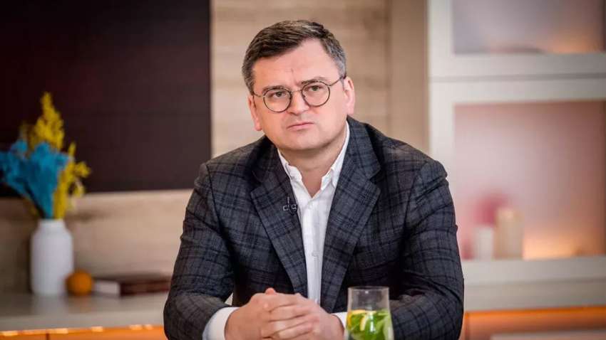 Угода про здачу території неможлива через Конституцію – Кулеба про завершення війни Угода про здачу території неможлива через Конституцію – Кулеба про завершення війни